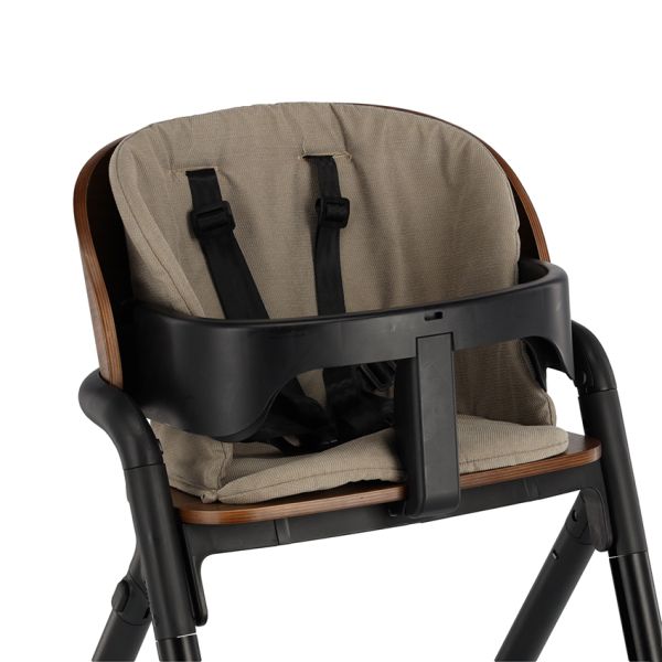 Qute_kinderstoel_Sittle_Woody_BLACK_6096233788758_Detail_2_c509